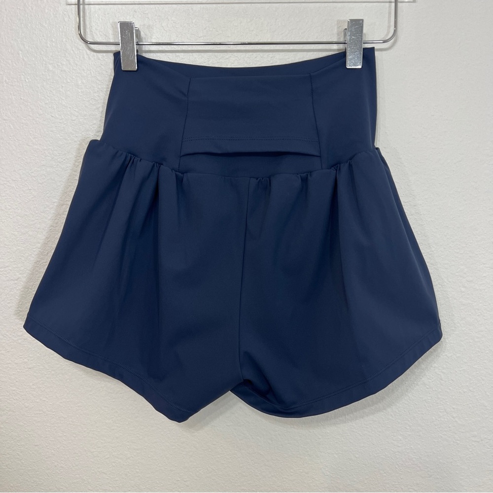 Halara NWT Navy Blue High Waisted Athletic Skort Shorts Built In Liner S - Picture 2 of 4